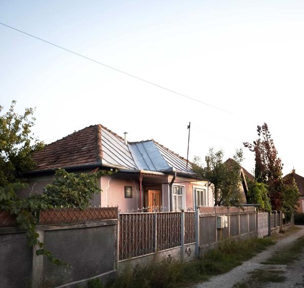 Casă cu 3 camere în Central