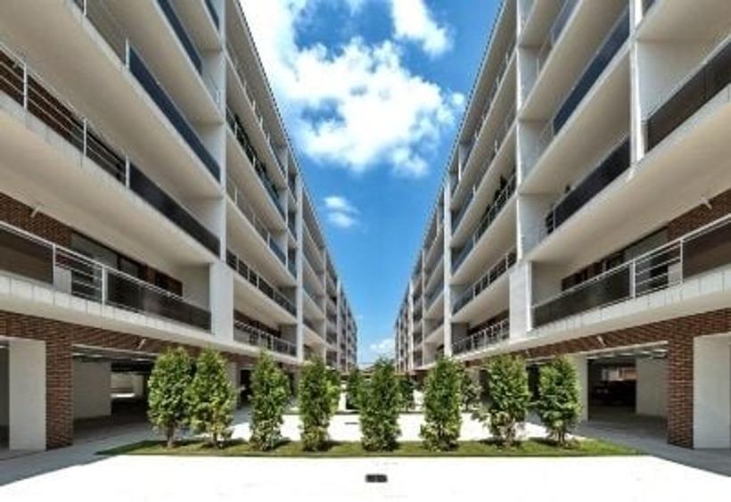 Apartament cu 3 camere în Străulești