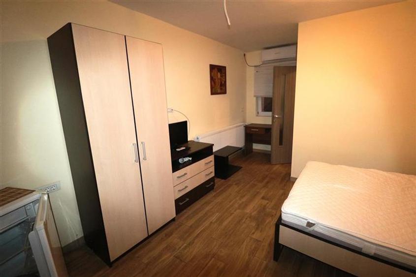 Casă cu 1 camere în Torontalului