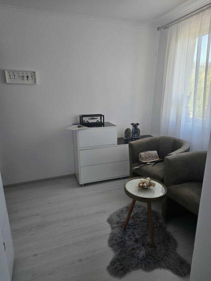 Apartament cu 2 camere decomandat în Halânga
