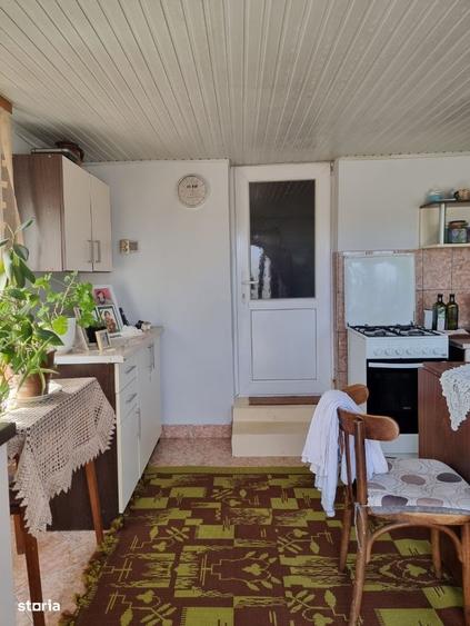 Casă cu 3 camere în Nicșeni