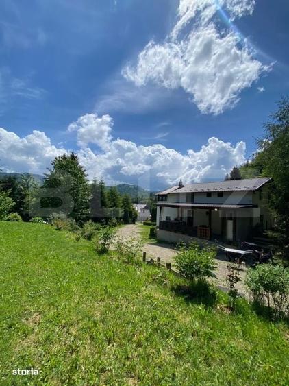 Casă cu 4 camere în Colibița