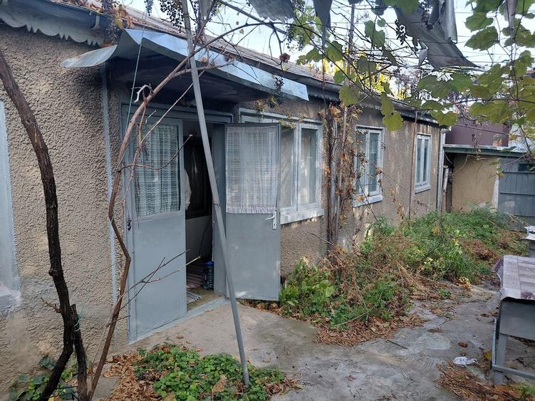 Casă individuală cu 4 camere cu Teren 246 Mp în Nord-Est
