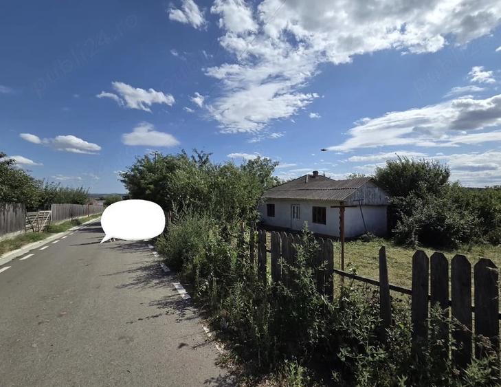 De vanzare (persoana fizica) Teren intravilan 1.335 mp cu casa, comuna Erbiceni, jude?ul Ia?i - 1
