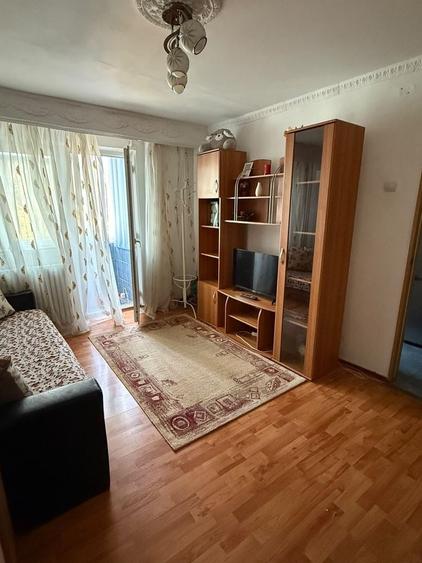 Garsonieră decomandată în Găvana