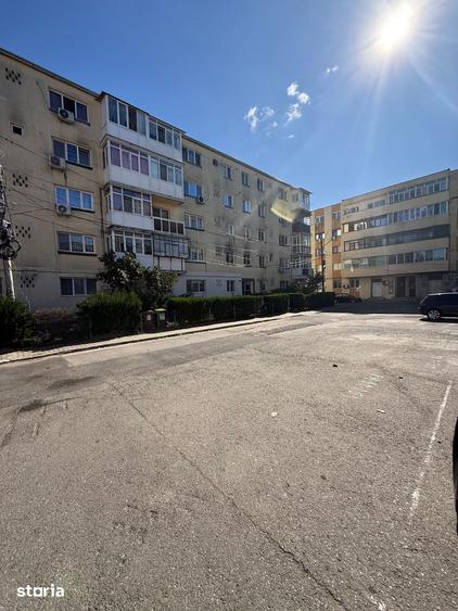 Apartament cu 2 camere, mobilat în Central