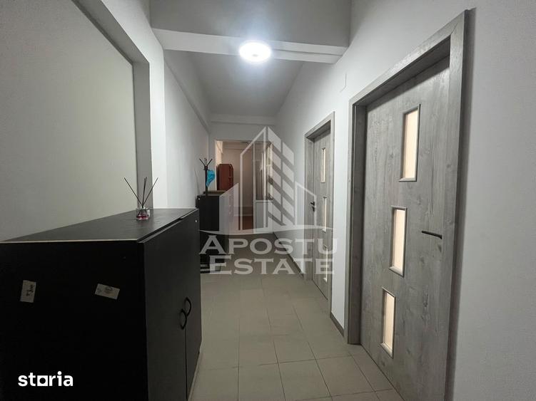 Casă cu 5 camere cu Teren 320 Mp în Aradul Nou