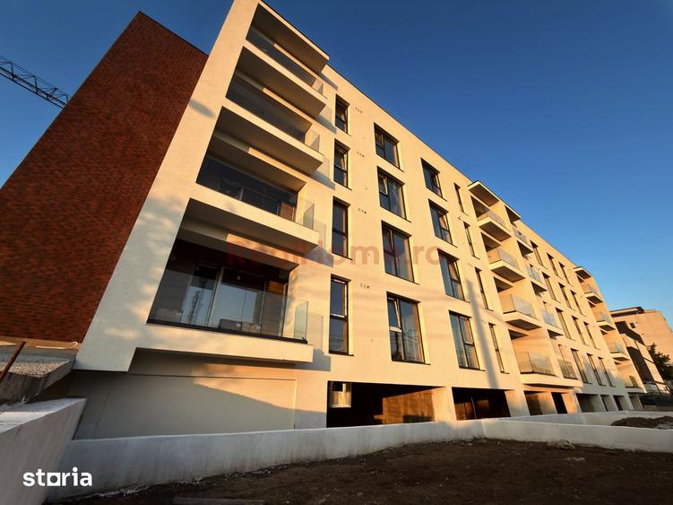 Apartament cu 2 camere decomandat în Theodor Pallady