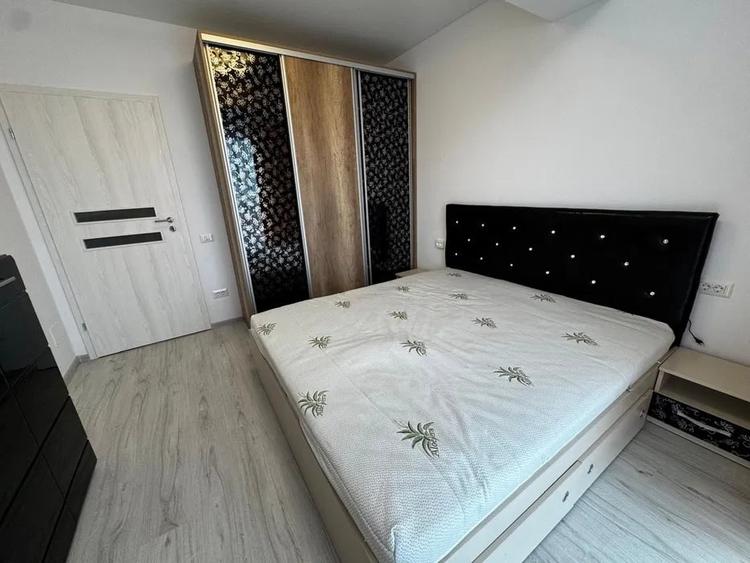 Apartament cu 2 camere decomandat, mobilat în Berceni