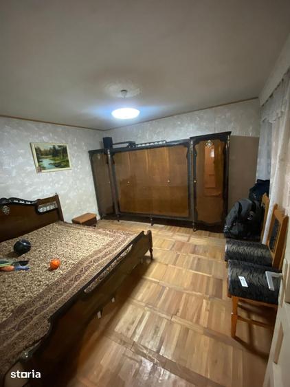 Casă cu 3 camere cu Teren 456 Mp în Central