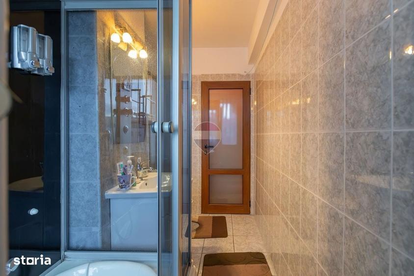 Apartament cu 2 camere decomandat în Cornișa