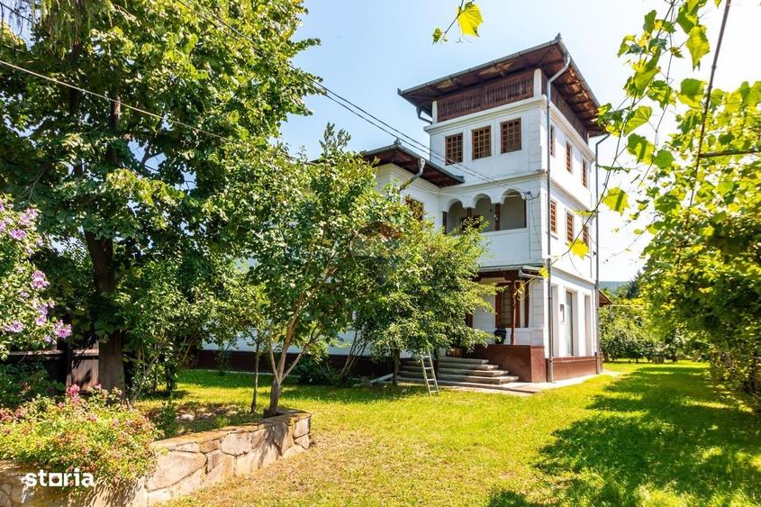 Casă cu 4 camere în Central