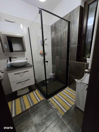 Casă cu 4 camere cu Canalizare în Chiajna