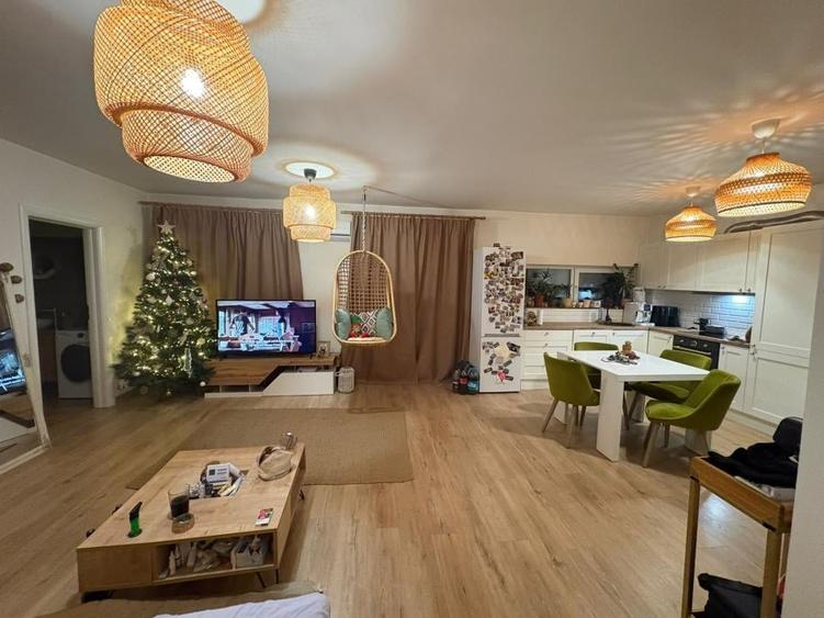 Apartament cu 2 camere semidecomandat, mobilat în Florești — fotografia 2