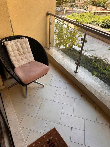 Apartament cu 2 camere semidecomandat în Herăstrău