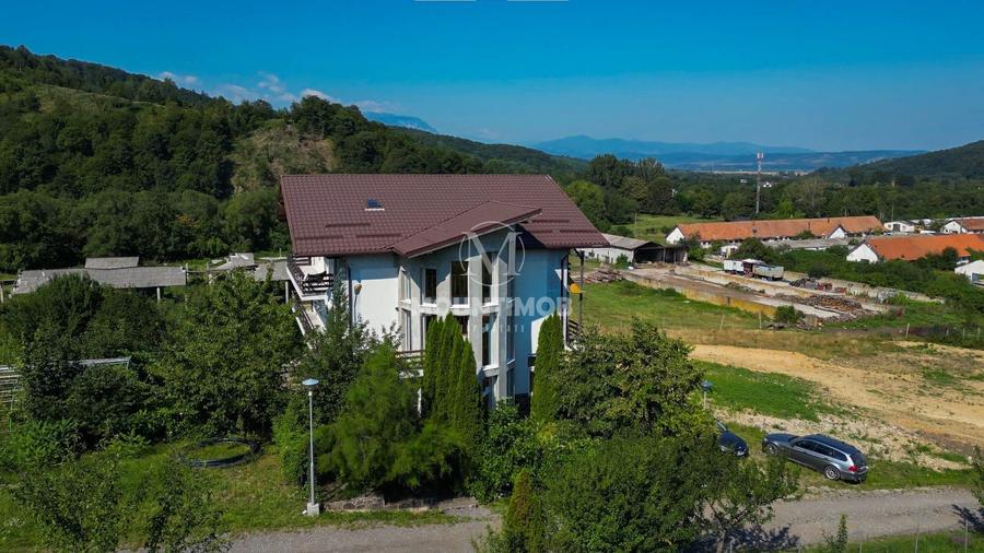 Vila moderna, 13 camere cu potential comercial în Rasnov - 27