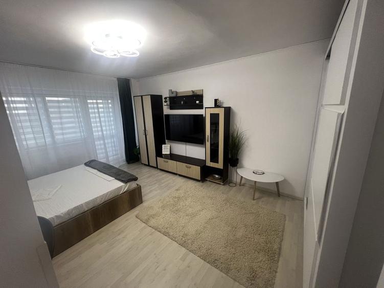 Garsoniera 42m totul nou prima inchiriere - 2