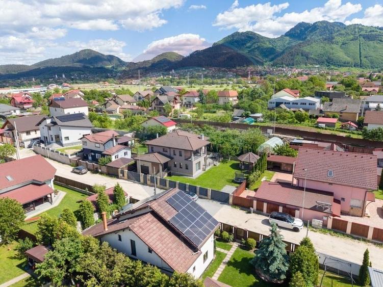 Casă  superba complet utilata teren 660mp - 50
