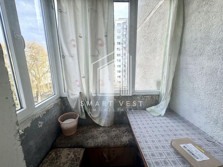 Apartament 3 camere | Etaj 3 cu lift | Zona Micro 15 - 18