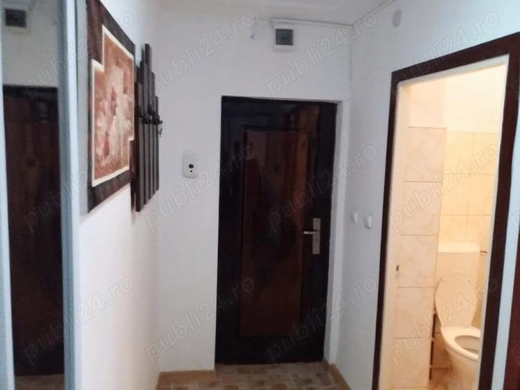 Garsoniera de vanzare decomandata mobilata ?i utilata complet - 3