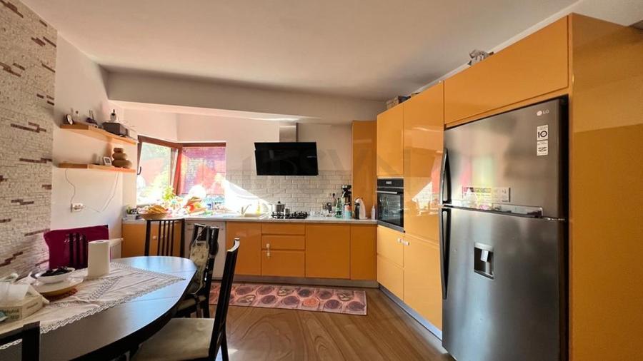 REA1012019 4 camere cu garaj padure Baneasa - 4