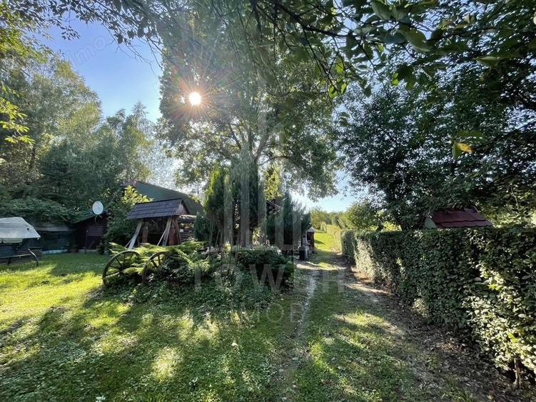 Teren deosebit cu cabana din lemn, Tocile loca?ie lini?tita - 16