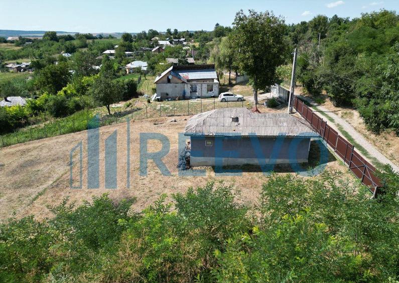 Casa ?i teren de vanzare in Parincea jud. Bacau. - 3