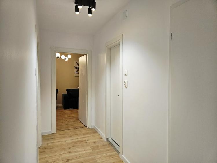 Prima inchiriere/ Polona/ Apartament decomandat - 5