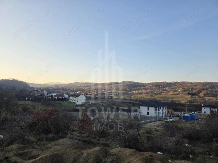 Casa moderna in Cisnadioara / Cisnadie vedere catre Cetatea Cisnadioara - 2