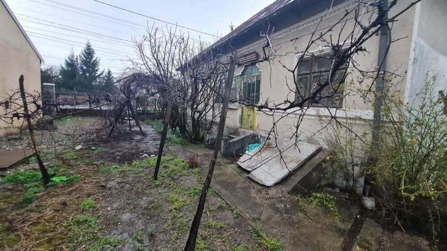 Teren Maracineni, stradal, suprafata de 1715 mp - 2