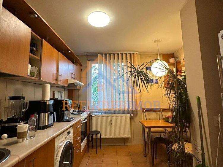 Apartament de vanzare 3 camere zona Giurgiului - 5