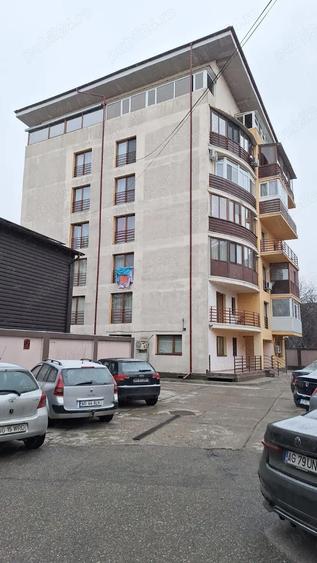Inchiriez ap 2 camere - nemobilat - zona NORD - 1