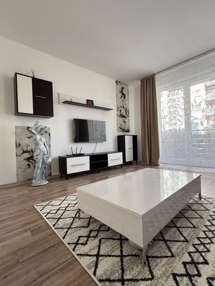 Apartament 2 camere renovat, prima inchiriere, zona rezidentiala, Avangarden 3, pet friendly in anumite conditii. - 2