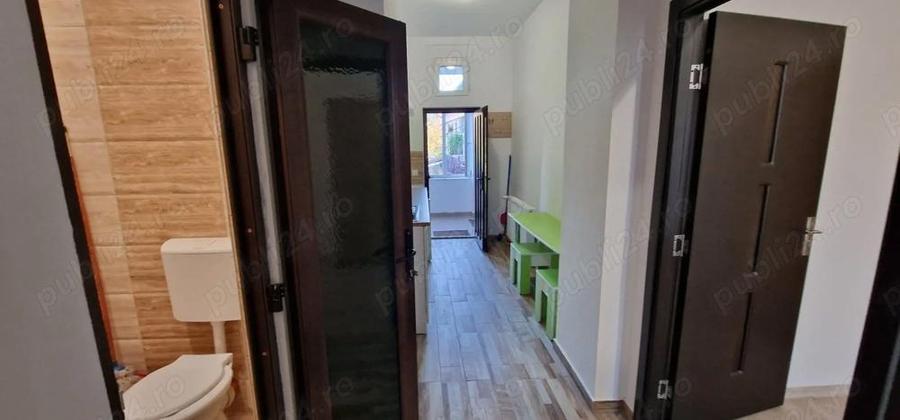 Apartament 3 camere de vanzare, str. Louis Pasteur, Oradea - 3