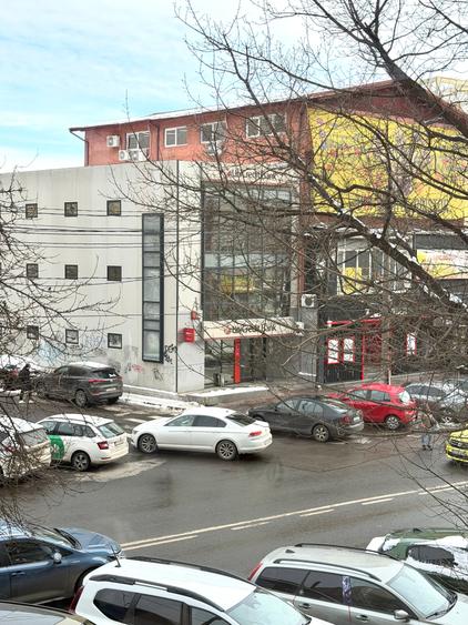 Dristor / Prima inchiriere / Totul Nou / Metrou Distor 1 min - 12