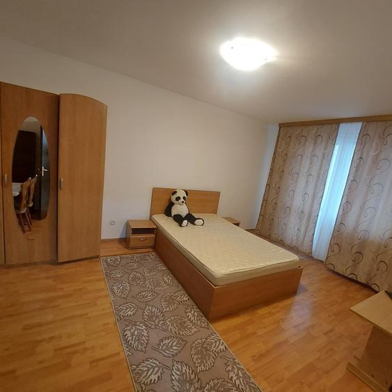 Dristor, garsoniera, bloc mixt, 1 minut metrou, mobilata - 3