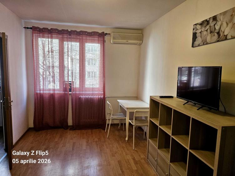 Proprietar ofer garsoniera spre inchiriere - 1