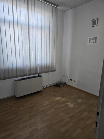 Birou ultracentral etaj 1 cladire birouri - 1