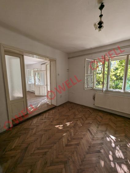 Casă de vânzare cu etaj în Sovata, în centrul orașului - 9