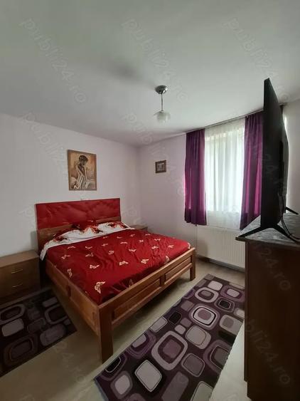 Vand apartament 2 camere in GHERLA , Piata Unirii , etaj 1 - 4