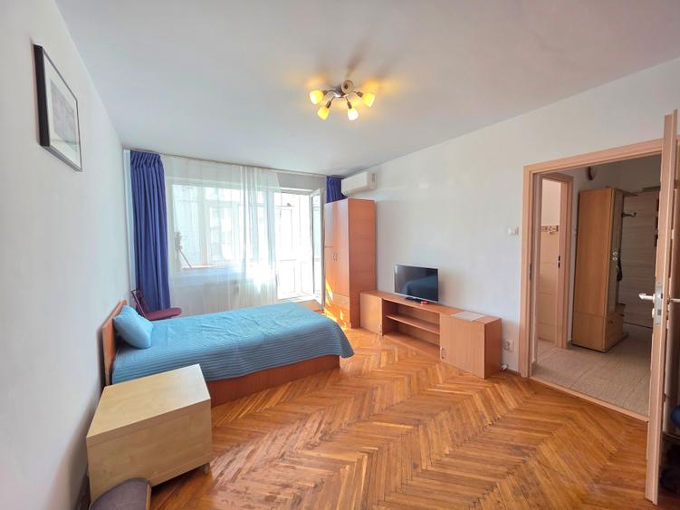 Bulevardul Theodor Pallady /piața Trapezului,1 minut metrou - 1