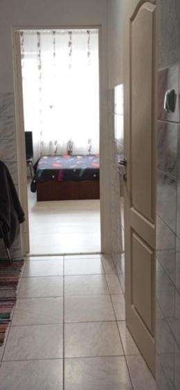 Garsoniera - Tractorul- langa Coresi Mall  - 1