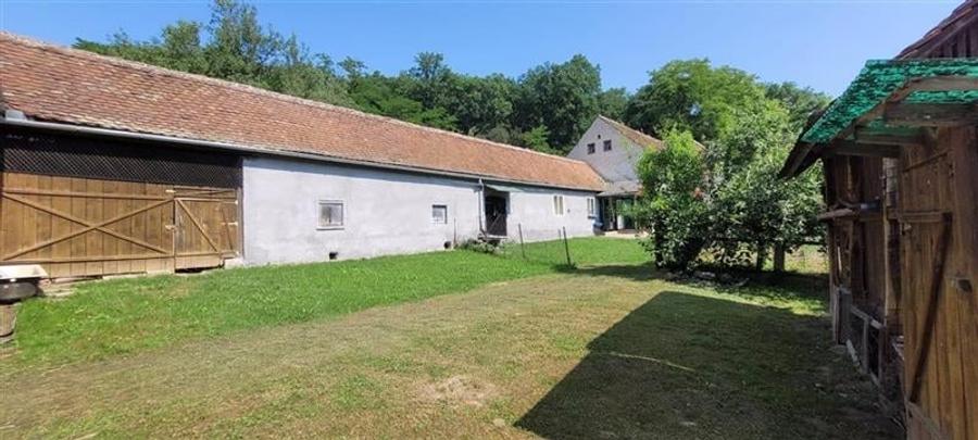 casa sat Sangatin, jud.Sibiu, cu teren1.93 Ha,comision 0 - 5