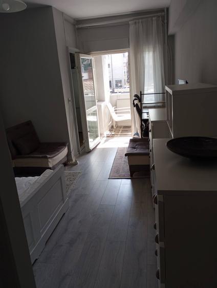 Dau in chirie garsoniera ultracentral proaspat renovata - 1