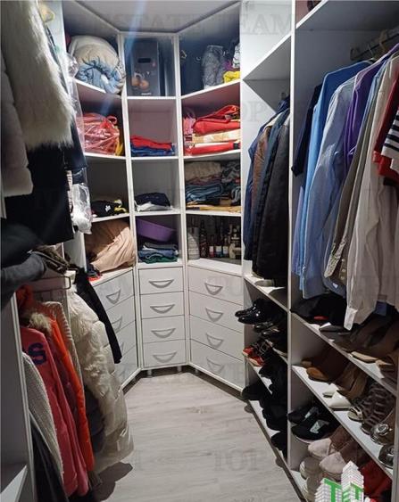 Vila 5 camere 4 bai la sub 1000e pe mp - 8