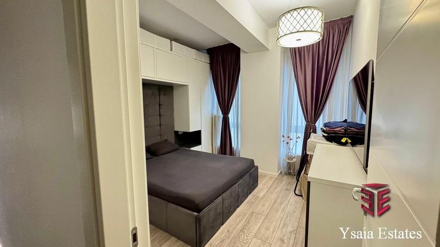 3 DECOMANDATE DE VANZARE - BLOC NOU - CAMPUS - PARCARE PRIVATA - - 24