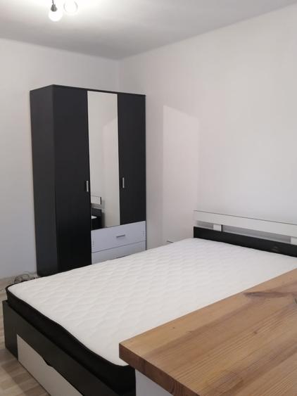 Ap 2 camere decomandat zona Circumvalatiunii de vânzare - 4