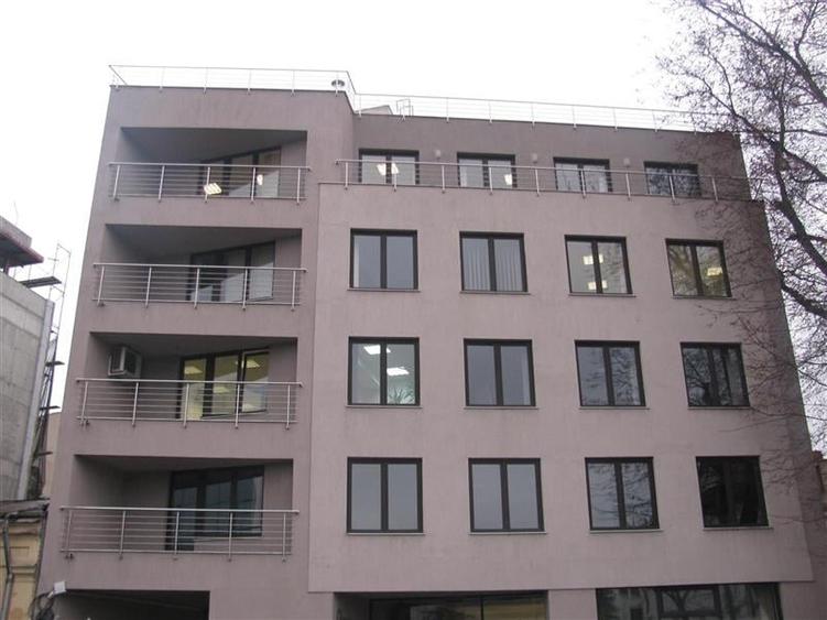 Inchiriere spatii de birouri - Polona - de la 350 mp - 23