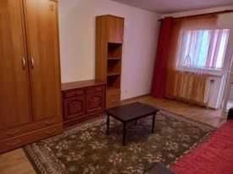 Chirie apartament 3 camere decomandat proprietar - 5