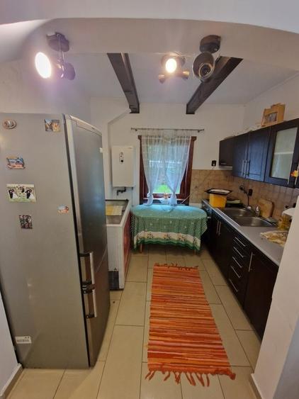 Complex Turistic - 900 mp utili -  teren 3000 mp - Piscina - zona turistica - 12